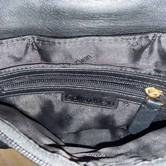 Calvin Klein Quilted Black Leather Crossbody - Picture 11 of 12